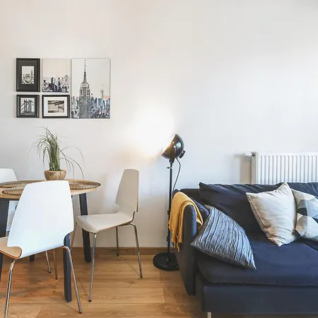 Ekskluzywny Z Balkonem Апартаменты Вроцлав