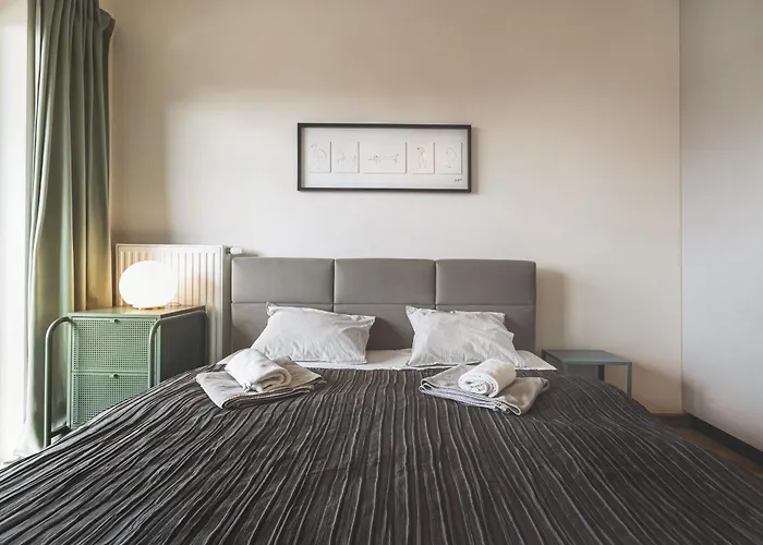 Ekskluzywny Z Balkonem Apartman *